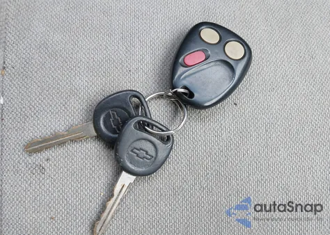 2005 Chevrolet Trailblazer Ls z USA, uszkodzony, nr VIN 1GNDT13S952261805